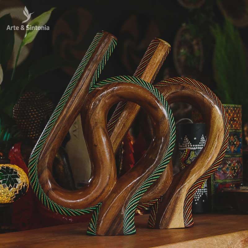 Didgeridoo de serpiente de madera
