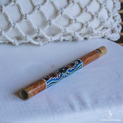 flauta doce aborigene indigena artesanal instrumento musical sopro balines indonesia bali 2