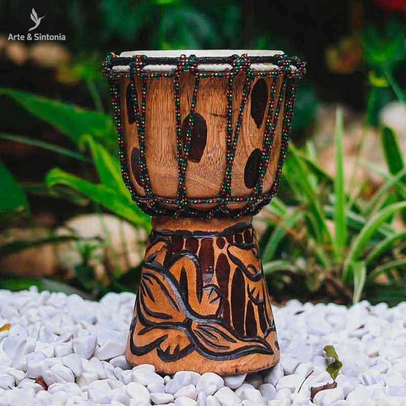 tambor djambe batidas madeira entalhada artesanato bali indonesia instrumento musical som melodia tocar comprar loja artesintonia
