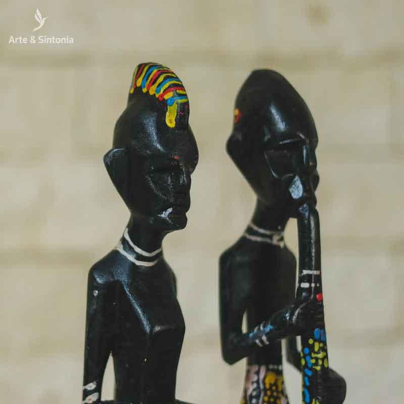 escultura decorativa primitive indonesian art bali madeira entalhada pontilhismo colorido