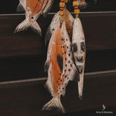 wall-decorative-decorative-necklace-colar-contas-madeira-peixes-coloridos-curral-cor-artesanato-mineiro