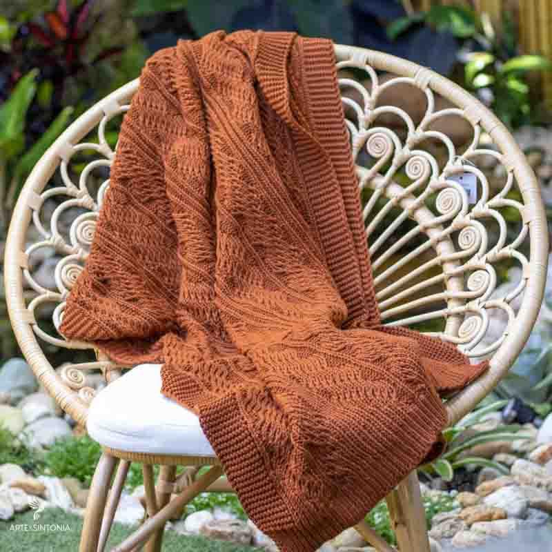 objetos-decorativos-manta-textil-chale-tricotado-artesanato-brasileiro-artesintonia-5