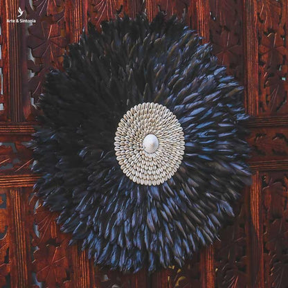 chapeu artesanal juju hat decorativo artesanatos bali penas pretas black feathers indonesia conchas decoracoes artesintonia 5