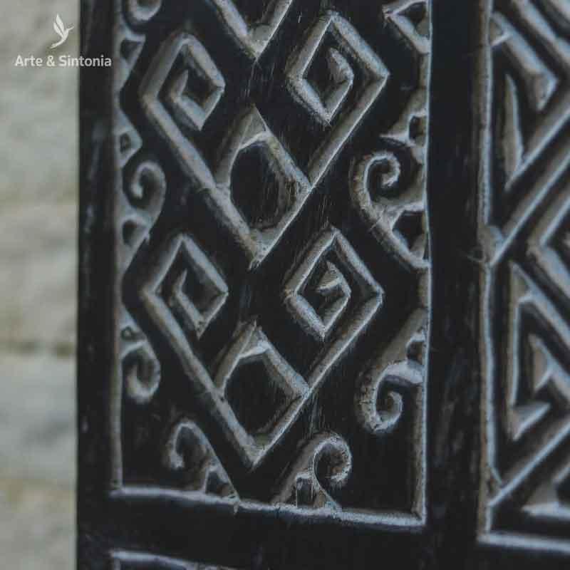 painel decorativo quadrada timor escura artesanal artesanato bali indonesia home decor decoracao parede artesintonia wall decoration tribal etnicos ethnic entalhado carved 7