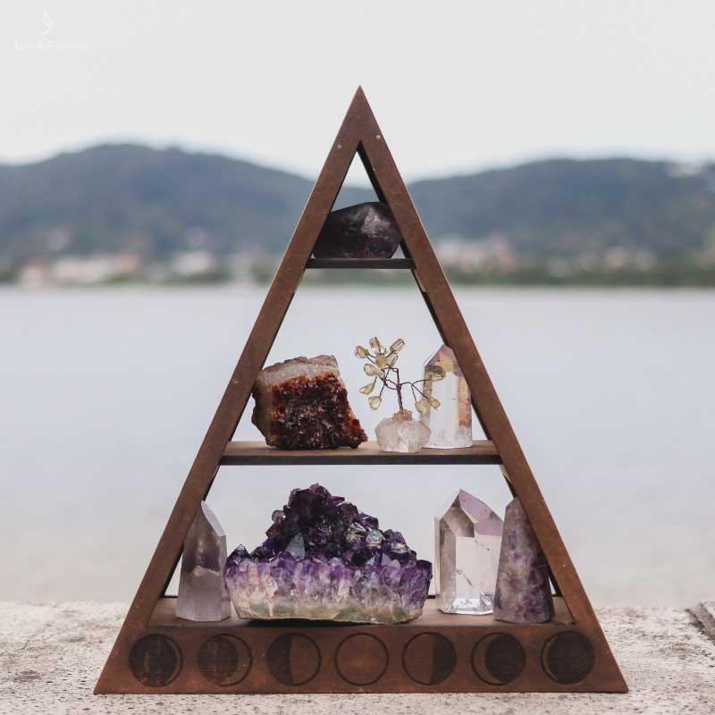 wooden-crystal-shelf-lunar-phase-porta-objeto-organizador-cristal-lua-mdf-piramide-prateleira