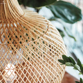 luminaria de chao rattan fibras naturais natural rotim objetos decorativos tramados balineses indonesia decoracao casa sala living estar objetos artesanais artesintonia biasa 4