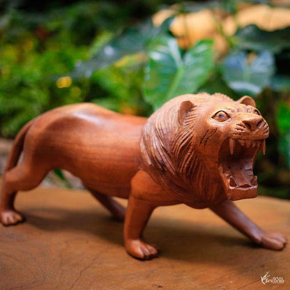 GL44 escultura leao entalhada madeira suar realista bali decor indonesia artesintonia handmade handicraft 3