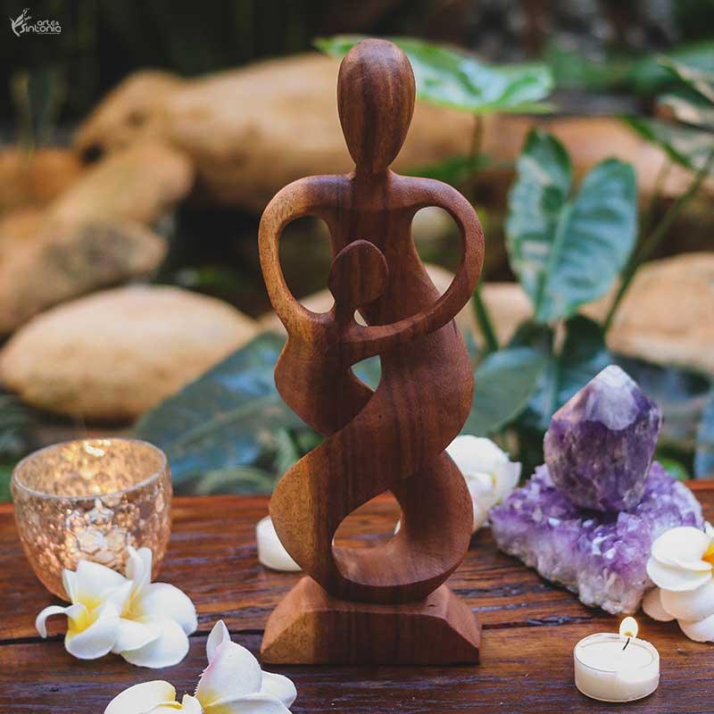 GL83 19 escultura abstrata madeira pai filho artesanal artesanato arte bali indonesia artesintonia 2
