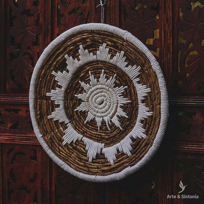 Cestaria De Parede Boho | Bali - Arte &amp; Sintonia Bali, bali 22, boho, Cestaria, Decor de Paredes, Decor Home, fibras, PromoFibras