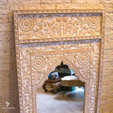 espelho-entalhado-moldura-balinesa-patina-madeira-esculpida-arabesco-decoracao-paredes-indonesia-oriental-artesintonia-6
