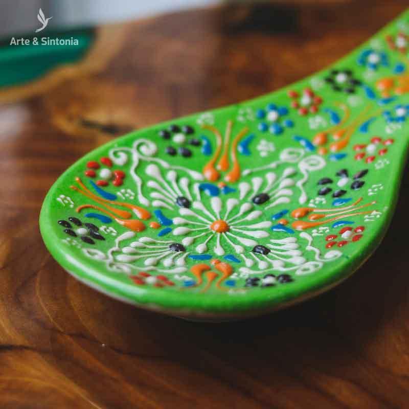 descanso-de-colher-turco-verde-artesanal-pintura-artista-ceramica-home-decor-decoracao-turca-turquia-artesintonia-3