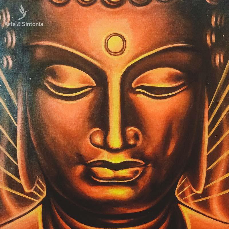 Painel decorativo Sidarta Gautama de Alfredo Maffei posicionado em parede branca rústica. 