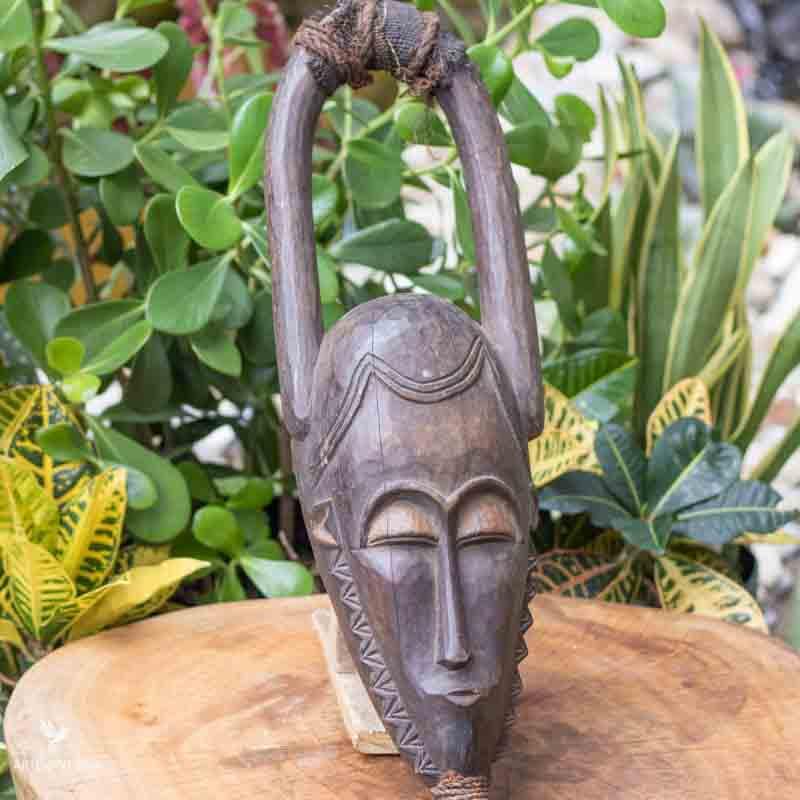Máscara Africana Bamoun | Camarões - Arte &amp; Sintonia african style, artes unicas, Decor de Paredes, etnicos all, mascaras, mascaras africanas, mascaras decorativas, mascaras madeira
