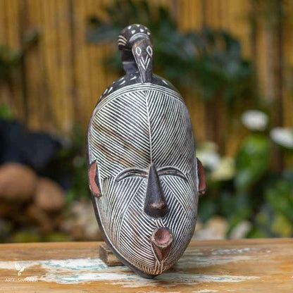 artesintonia-decoracoes-loja-site-decoracao-home-masks-mascaras-africanas-nigeria-congo-madeira-etnica