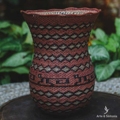 vaso-indigena-fibra-natural-rupestre-decorativo-home-decor-decoracao-etnica-artesanal-artesanato-brasileiro-artesintonia-7