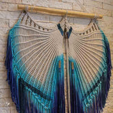 painel macrame asas azul branco decoracao casa sala objetos decorativos artesanatos brasileiros artesintonia 3