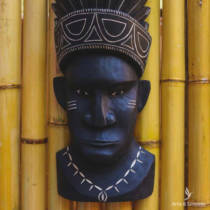 mascara-indigena-madeira-artesanal-artesanato-brasileiro-indigena-home-decor-decoracao-etnica-etnico-artistas-exclusivos-brasil-artesintonia-9