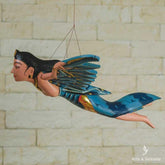 escultura-mulher-voando-anjo-pendurar-verde-home-decor-decoracao-balinesa-bali-indonesia-madeira-azul-artesaanal-artesanato-artesintonia-1