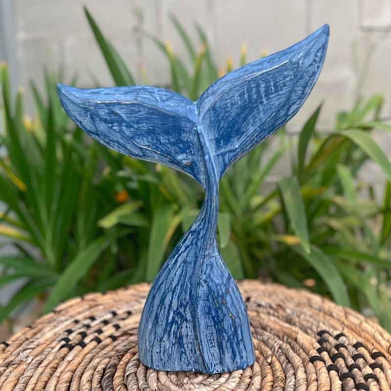 wooden balinese hand crafts escultura patina decorativa rabo baleia azul decoracao rustica