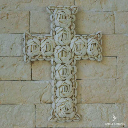 escultura cruz conchas bali balines artesanal home decor decoracao parede decorativo artesintonia 1