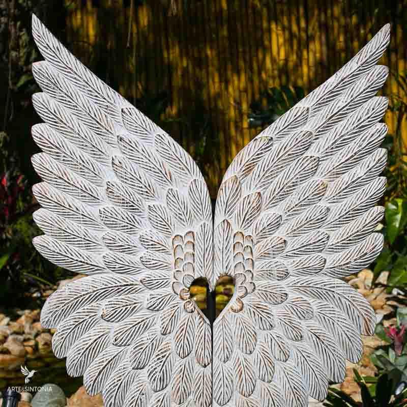 asas-entalhadas-madeira-suar-decoracoes-paredes-indonesia-objetos-decorativos-balineses-handycraft-timor-patina-carved-wood-artesintonia-1-2