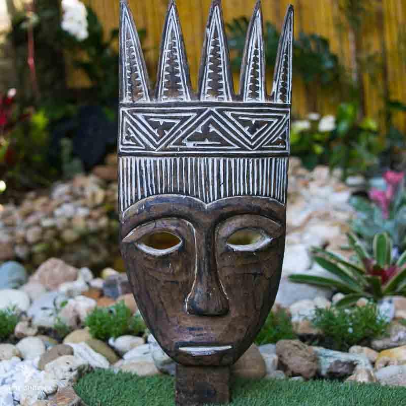 carranca-mascara-decorativa-coroa-timor-esculpida-entalhada-madeira-etnica-home-decoration-wall-wood-carved-artesintonia-4