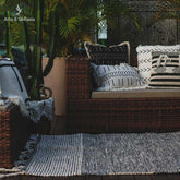 tapete-indiano-dupla-face-preto-branco-retangular-home-decor-decoracao-boho-artesintonia-textil-8