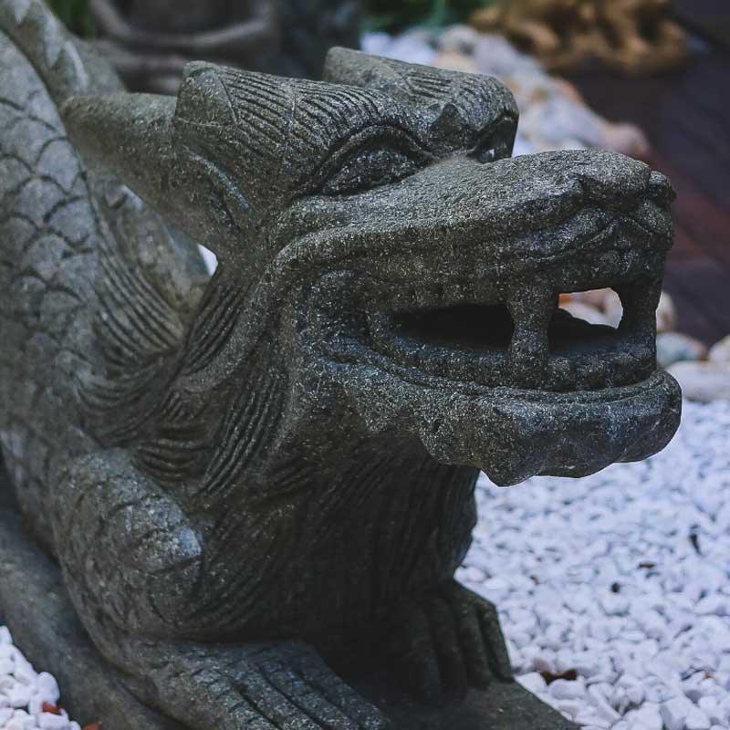 escultura-dragao-pedra-vulcanica-home-decor-jardim-garden-decoracao-balinesa-animais-decorativos-artesintonia-9