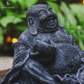 escultura-jardim-buddha-buda-happy-gordo-feliz-prosperidade-artesanato-balines-bali-indonesia-garden-artesintonia-abundancia-riqueza-decor-zen
