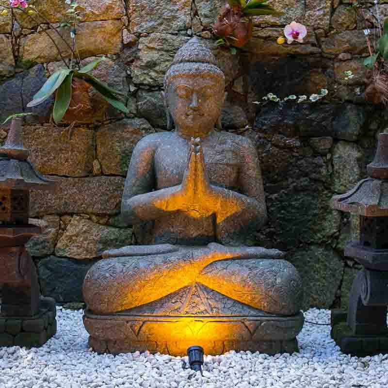 Escultura Gran Buda para Jardín en Piedra Volcánica – Arte & Sintonia