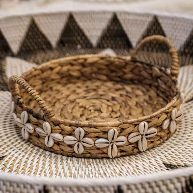 bandeja bandejas cesto cestaria búzios conchas ilha bali indonésia balinês balinesa handmade fibra natural